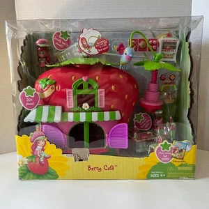 Strawberry Shortcake 20+ Pieces SSC Berry Café Doll Playset & Accessories Hasbro - Picture 1 of 21