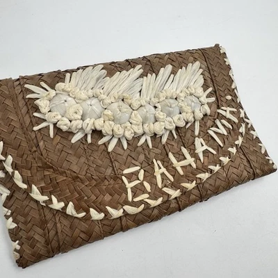 Wicker Straw Beach Summer Purse Handbag Clutch Shells Bahamas Vintage 80's - Image 1 of 4