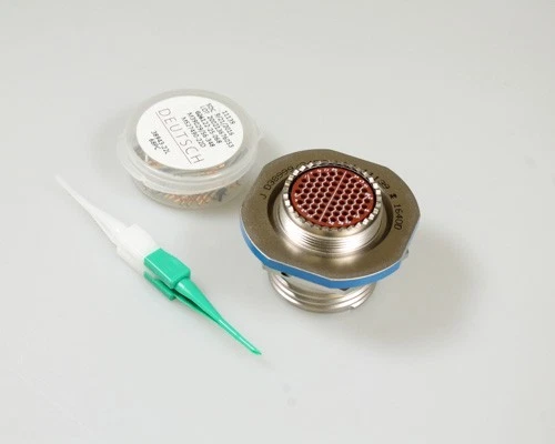 D38999/24FF35SN Deutsch 66 位军用连接器 — 第 1/1 张图片