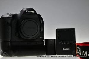 Canon EOS 5D Mark III 22,3MP Digitalkamera Gehäuse mit Griff... - Bild 1 von 8