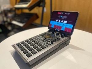 Uchwyt stojaka do Roland SP-404 MK2 Dołącz tablet IPAD / Iphone Smartphone - Zdjęcie 1 z 12