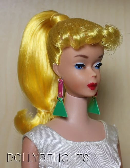 Reproduction Swirly Cue, Q, Que Earrings Jewelry Made For A MOD Vintage Barbie #