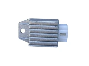 REGOLATORE DI TENSIONE RADDRIZZATORE A 4 PIN PER MBK BOOSTER 50 (1990-2018) - Imagen 1 de 7