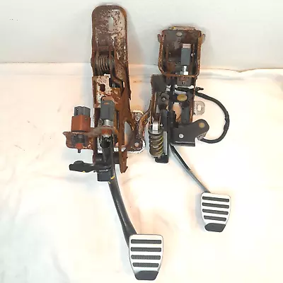 NISSAN 370Z Brake Clutch Pedal SET Manual Transmission M/T OEM 2009-2020 - Image 1 of 4