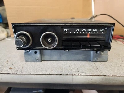 Radio AM 3501156 Chrysler Motorola Mark 1971 1972 vintage ver video funciona Foto 1 de 4