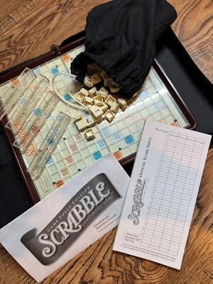 Scrabble Travel Edition 2001 Folio Zipper Case Mini Snap Tiles Game Complete - Image 1 of 4
