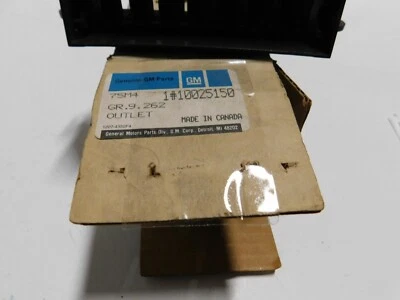 Pontiac 6000 1983 1984 ventilación salida aire acondicionado calor 10025150 Foto 1 de 4