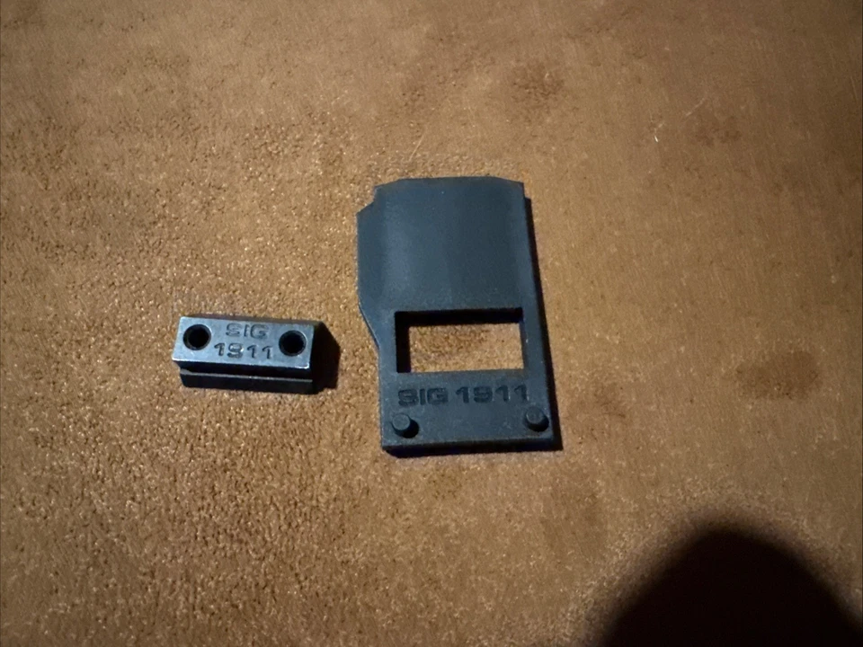 SIG SAU3R Miniature ROMEO1 Reflex Mounting Adapter SOR1MK006 For STANDARD 1911 - Image 1 of 1