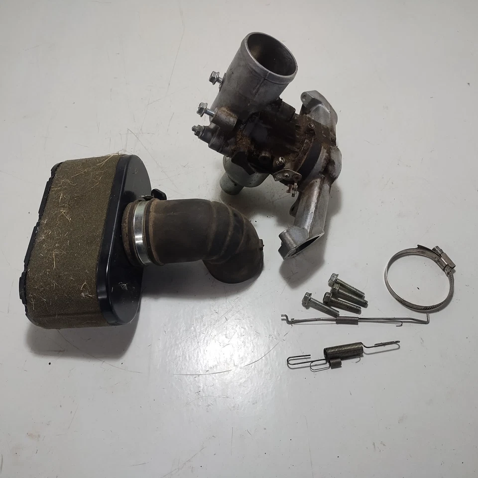 Kawasaki FR691V 23HP Carburetor w/ Intake Manifold / Air Filter 15004-0829 - Image 1 of 4