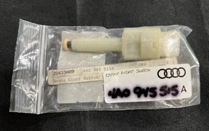 Brake Light Switch URO Parts 4A0945515A - Foto 1 di 2