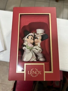 Lenox Minnie’s Dream Wedding Ornament - Picture 1 of 2