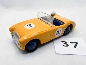 VINTAGE DINKY TOY 109 AUSTIN HEALEY COMPETITION DIECAST SPORTS CAR 1955 RESTORED - Picture 1 of 5