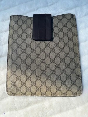 Auténtica Funda Gucci iPad Nueva Sin Caja Foto 1 de 3