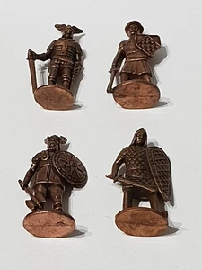 Metallfiguren Soldatini Kinder Serie Krieger Guerrieri Nordici rame brunito - Foto 1 di 3