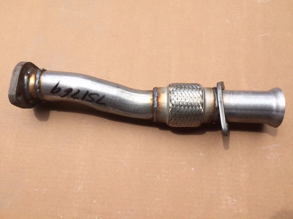 Exhaust and Tail Pipes Fits: 2000-2001 Saab 9-5 2.3t Turbo 2.3L L4 GAS DOHC - Image 1 of 1