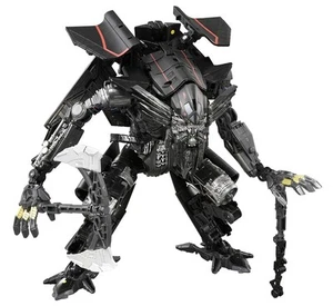 Takara Tomy Studio Series SS-26 WWII Bumblebee Action Figure - Picture 1 of 4