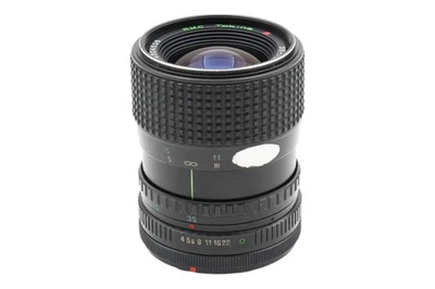 Lens Zoom Tokina RMC 35-70mm 1:4 - Canon FD - Image 1 of 4
