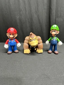 Nintendo SUPER MARIO BROS Mario & Luigi & Donkey Kong Vinyl Figuren 5 inch sauber - Bild 1 von 7