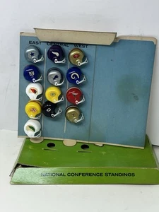 Lotto 13 caschi elmetti NFL vintage mini plastica Gumball Eagles Broncos Packers - Foto 1 di 15