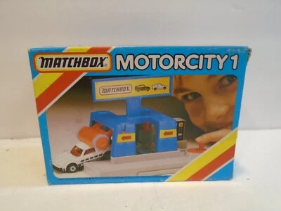Matchbox Motorcity 1 Car Wash - Vintage 1986 - Image 1 of 4