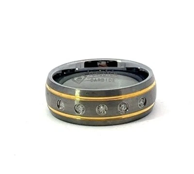 Anillo de banda de 5 diamantes de 0,15 quilates con doble raya dorada de carburo de tungsteno de 8 mm Foto 1 de 4