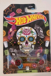 2022 Hot Wheels ‘33 Ford Lo Boy 1/5 - Dia De Los Muertos/Halloween DXT91 - Picture 1 of 3