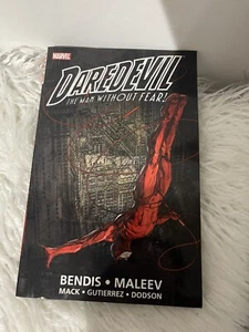 Daredevil Brian Michael Bendis Alex Maleev Ultimate Collection TPB Graphic Novel - Picture 1 of 7