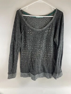 Suéter Maurices Para Mujer Talla Mediana Gris Bordes Chevron Tachuelas Detalle Cuello Redondo Foto 1 de 4