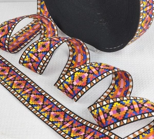 2 Yds Vintage NOS Jacquard Azteken Buntglas weiß/braun gewebte Borte/Band/Gitarre - Bild 1 von 5