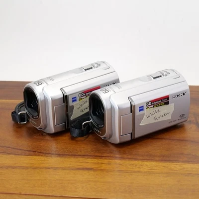 2x Cámaras de video digitales Sony Handycam DCR-SX41 PARA REPUESTOS pantallas blancas Foto 1 de 4