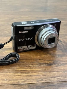 Nikon COOLPIX S560 Digital Camera Black Bundle Battery SD Card No Charger- READ - Picture 1 of 7