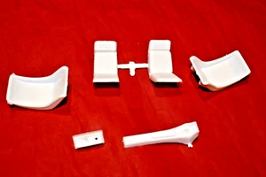 MPC 1969 Plymouth Barracuda Custom Seats 1/25 - Picture 1 of 2