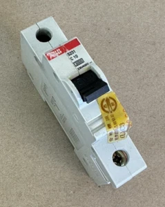INTERRUPTOR AUTOMÁTICO ABB S231 C10 C 10 230/400V, ARTÍCULO A - Imagen 1 de 7