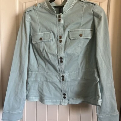 Nueva chaqueta blanda WHBM 10 Foto 1 de 4