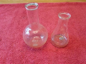 Kimax florence 250 ml frasco de ebullición de fondo plano + Pyrex 125 ml n.º 480 tapón n.º 5 - Imagen 1 de 7