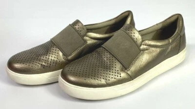 Earth Origins Women's Melissa Perforated Leather Slip On Flats Size 7.5 Platinum - Image 1 of 4