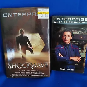 Lot of 2 Star Trek Enterprise Books - Picture 1 of 1