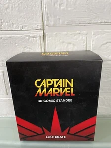 Loot Crate Exclusive Captain Marvel 3D Comic Standee Statue Brand New Sealed - Picture 1 of 5