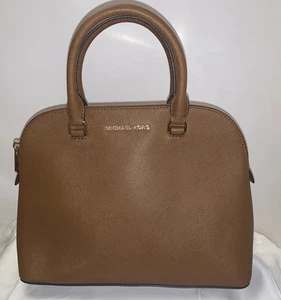 Bolso Michael Kors EMMY Marrón Tostado Cúpula Bolso Lg Cuero Saffiano Nuevo con Etiquetas $358 + DB - Imagen 1 de 15