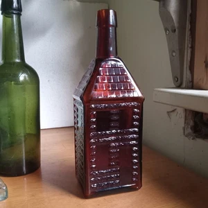 HOLTZERMANN'S PATENT STOMACH BITTERS 4 ROOF LOG CABIN FIGURAL BOTTLE TOLEDO,OHIO - Picture 1 of 12