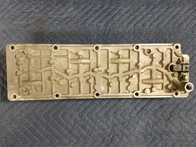 CYLINDER DEACTIVATION SOLENOID OEM GM CADILLAC CHEVY DOD 5.3 6.0 6.2 12571609 - Image 1 of 2