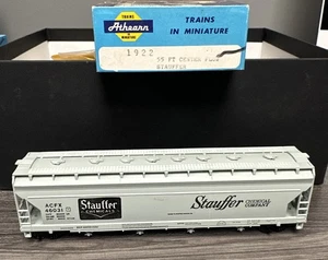 HO Scale Athearn Stauffer 55’ Center Flow 1:87 lose RTR - Bild 1 von 6