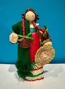Handmade Straw Souvenirs Doll Vintage Sculpture Figurine USSR Art Corn Husk 7” - Picture 1 of 7