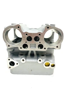 TESTA DUCATI 748 R SINGLE SEAT DAL 2000 AL 2002 COMPLETO HEAD 30120861A - Picture 1 of 6