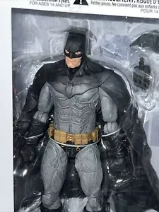 Figura de acción Lee Bermejo Batman de 7"" de diseñador de cómics de DC Collectibles 2014 serie - Imagen 1 de 8