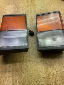 RANGE ROVER CLASSIC FRONT LEFT RIGHT INDICATORS - Picture 1 of 12