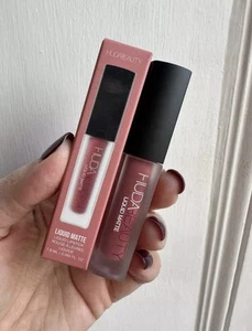 Huda Beauty Liquid Matte Lipstick Bombshell BNIB Mini Size 1.9ml - Picture 1 of 2
