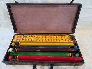 Lot de 162 tuiles 5 racks vintage années 50 Royal Games bakélite Mah Jong - Photo 1/15