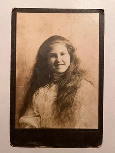 Antikes FOTO FOTO Mexikanisches Mädchen junge Dame Langhaar Portrait um 1900 - Bild 1 von 3