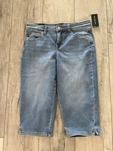 BANDOLINO Blue Capri Jeans. “Mandie Skimmer”. Size 6. Orig. $34. NEW - Picture 1 of 12